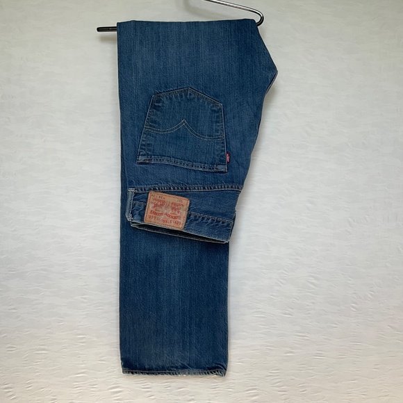 Levi’s 501 Jeans Mid-Blue 100% Cotton Denim Button Fly 34 x 34 - Picture 2 of 15